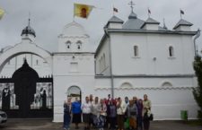 Члены Ульяновской региональной общественной организации «Союз православных женщин» совершили первую экскурсию в храмовый комплекс села Арское