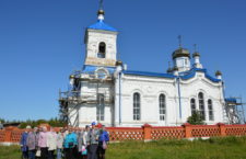 «Союз православных женщин» совершили 30 августа автобусную экскурсию в село Ивановка Старомайнского района Ульяновской области.